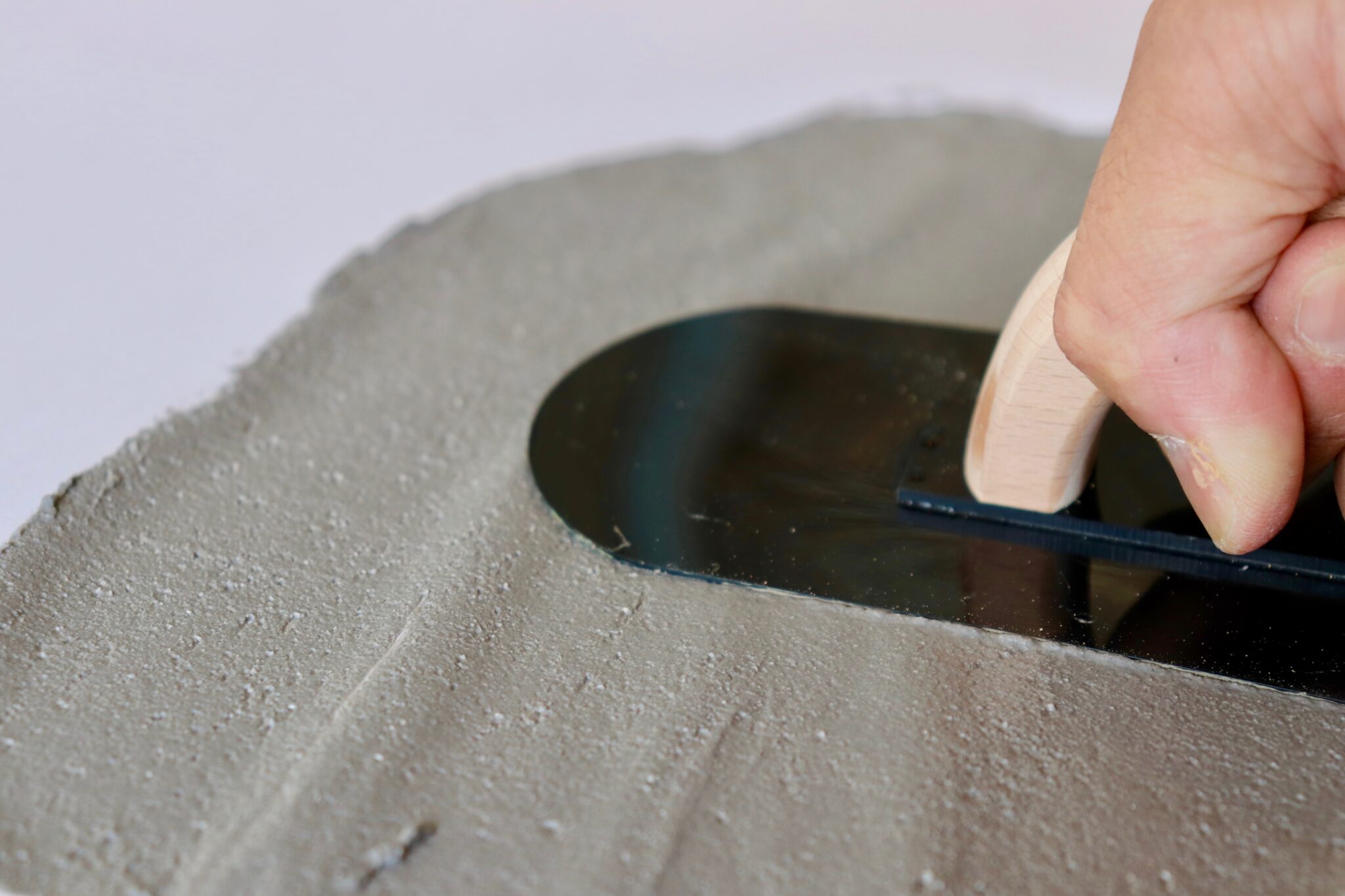 沖縄専用 防カビ強化珪藻土塗り壁材「KEISOUDO+(プラス)」グレー(CLOUD)18kg 8 沖縄専用 防カビ強化珪藻土塗り壁材「KEISOUDO+(プラス)」グレー(CLOUD)18kg - 画像 (8)